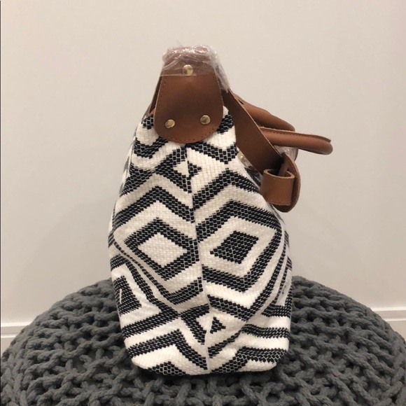 NEW TribeAlive x Box of Style  Carryall - Picture 3 of 11